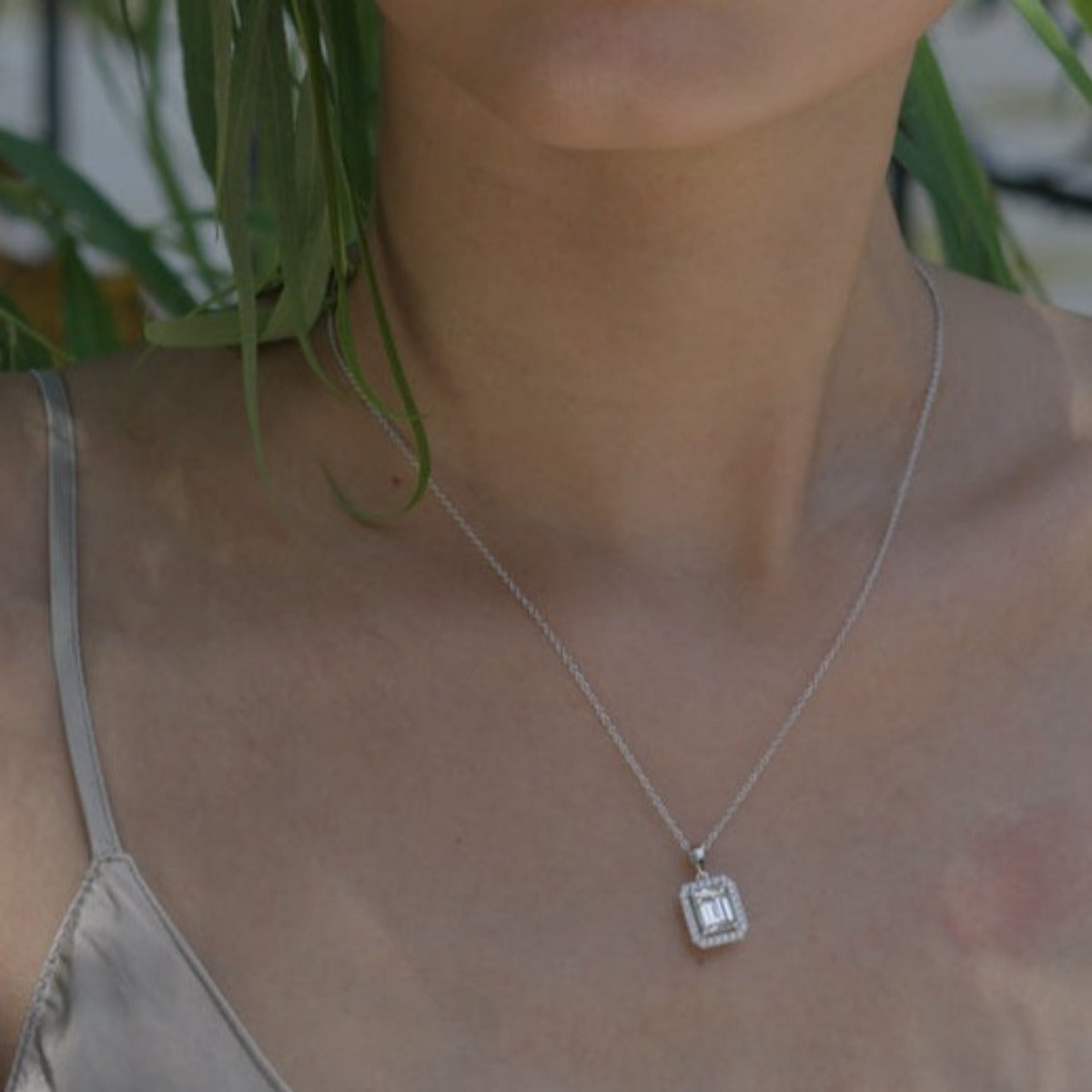 CARAT* London Sterling Silver Eton Borderset Necklace