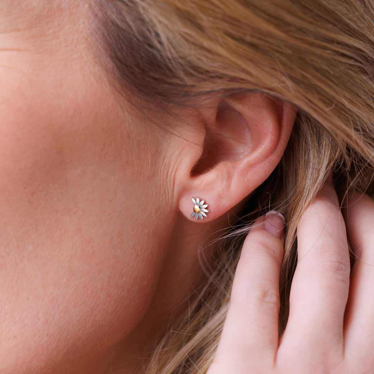 Steff Love Me Love Me Not Stud Earrings