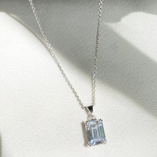 CARAT* London Fulton Double Prong Pendant Necklace