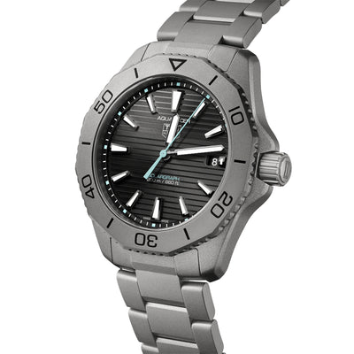 TAG Heuer Aquaracer Professional 200 Solagraph 40mm Men's Watch