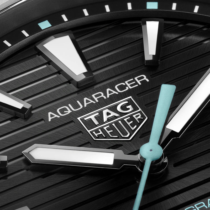 TAG Heuer Aquaracer Professional 200 Solagraph 40mm Men&